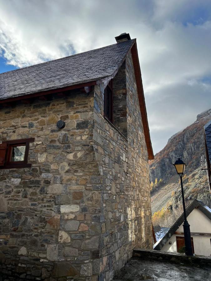 Casa De Piedra Con Encanto En El Bonito Pueblo De Bagergue 외부 사진